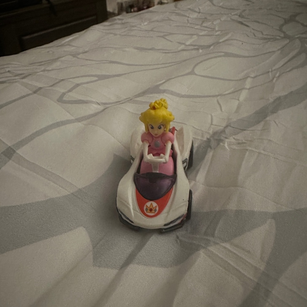 Nintendo Princess Racer Toy Car - White and Pink